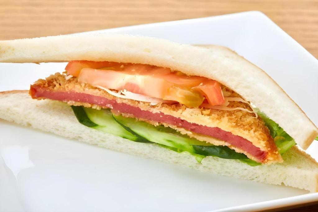 Roco Inn Matsuyama Naha Ngoại thất bức ảnh
