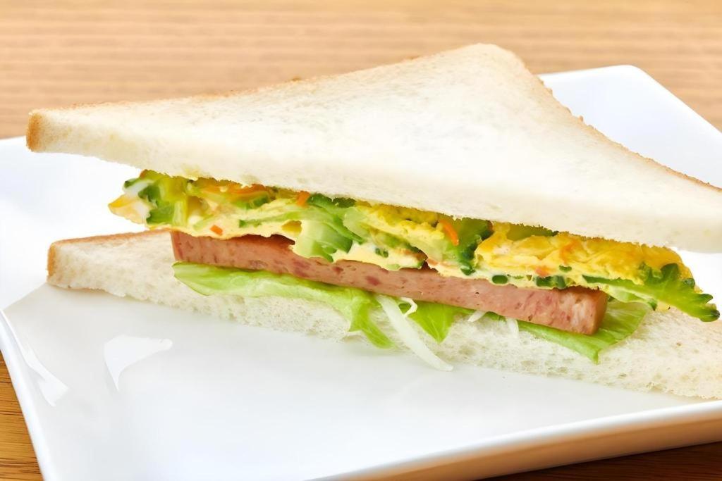 Roco Inn Matsuyama Naha Ngoại thất bức ảnh