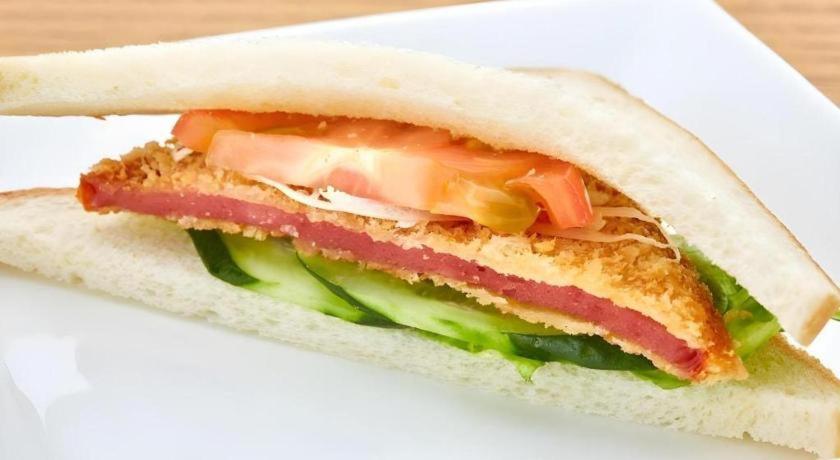 Roco Inn Matsuyama Naha Ngoại thất bức ảnh